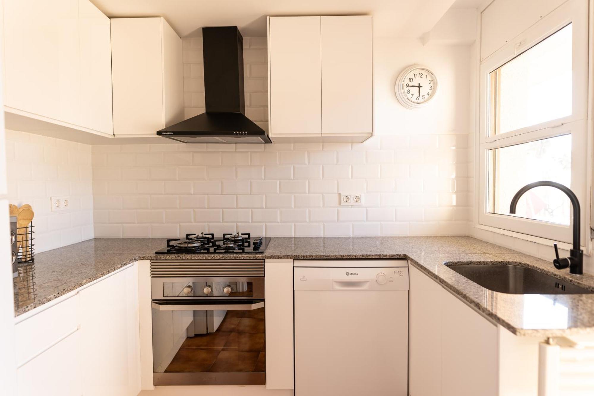 Apartaments Maritim Torre Valentina 산 안토니 드 칼론헤 외부 사진